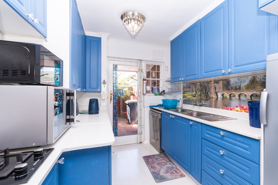 3 Bedroom Property for Sale in Pinelands Western Cape